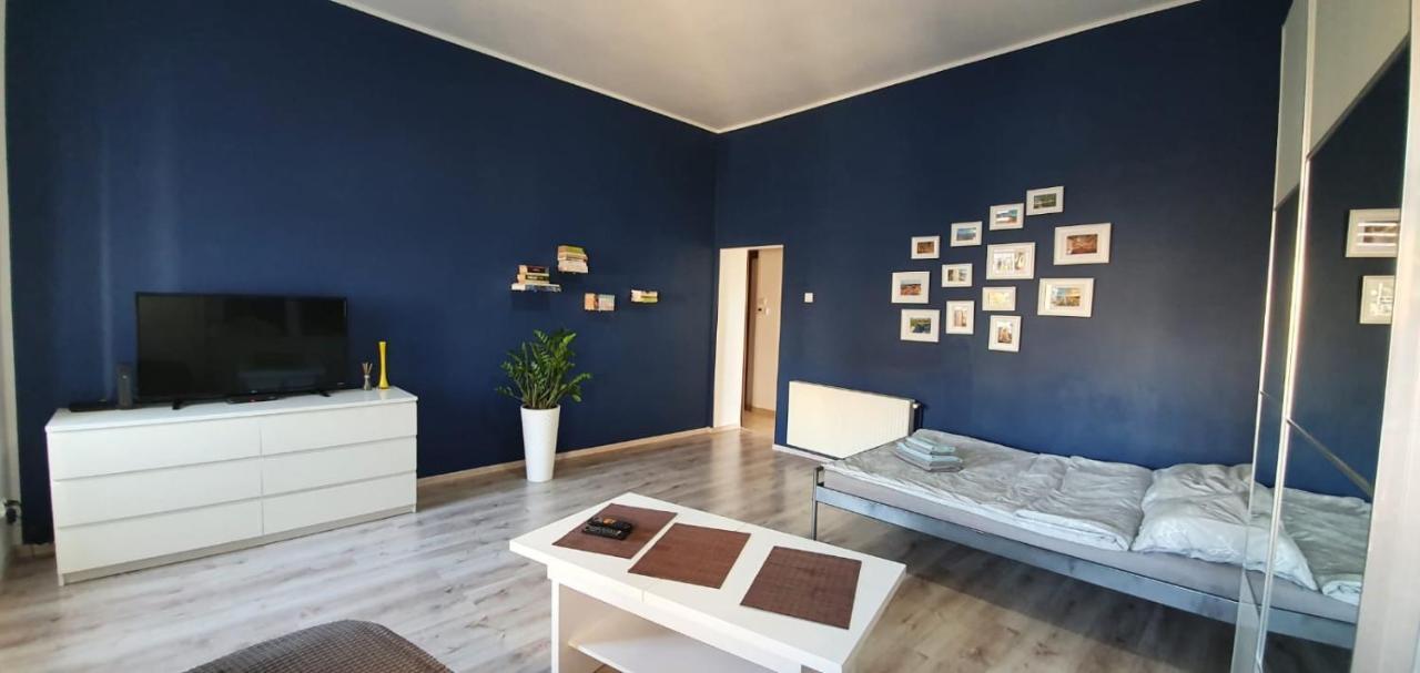 Casa De Drzymala Apartment Swidnica  Luaran gambar